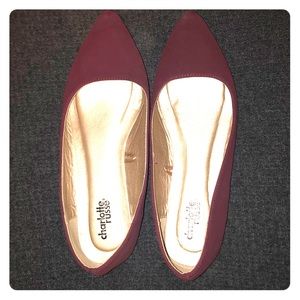 Pointed burgundy flats